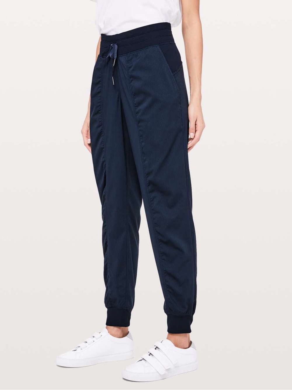 Lululemon Dance Studio Jogger in True Navy Size 12